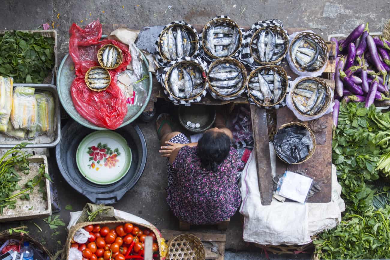 traditional market in indonesia