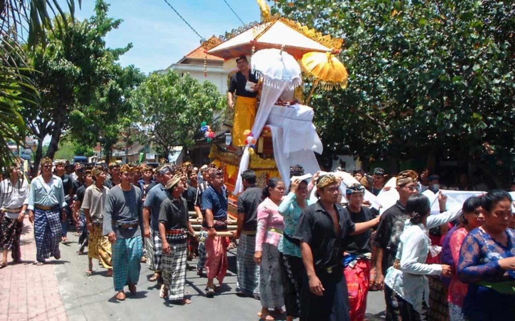 ngaben - cremation in bali